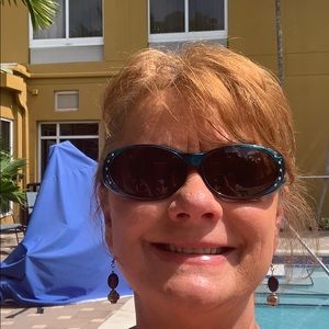 Meet your Posher, Kathy